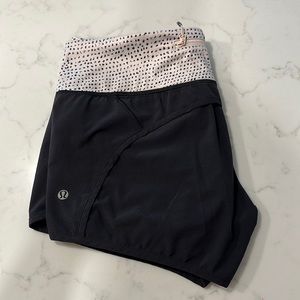 Lululemon Speed Up Mid Rise 4” Shorts